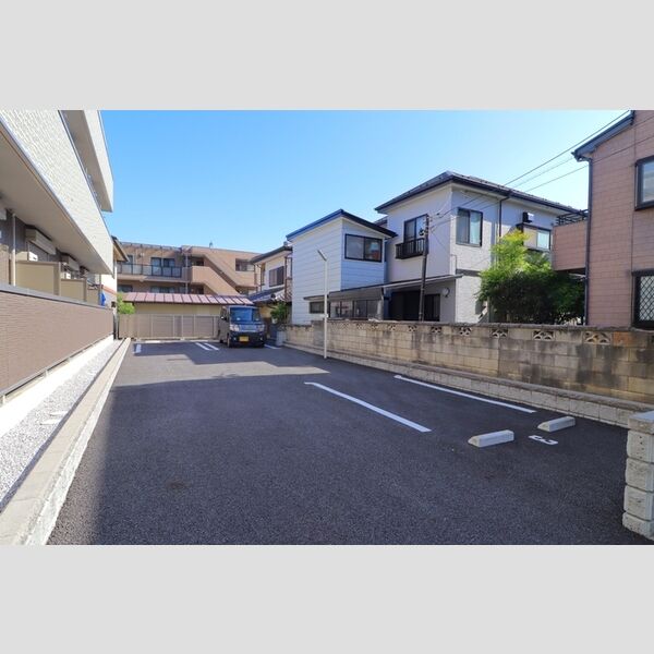 第10グリーンハイツ 駐車場