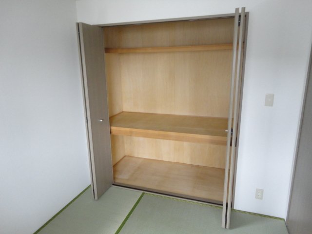 ロマニスタ東松戸 収納