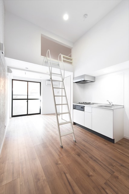 シャルマン港町 リビング