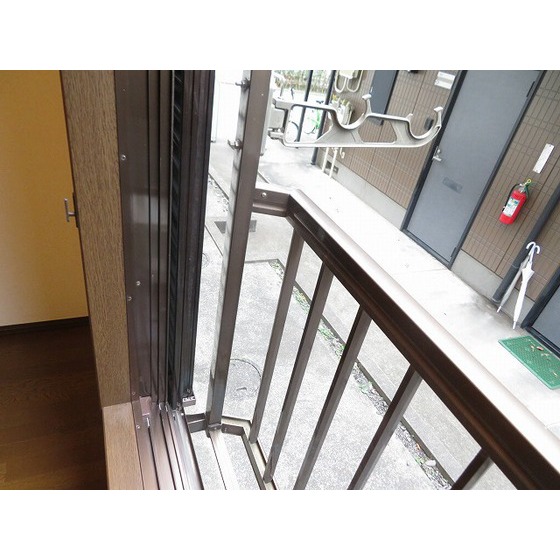 カディカワセⅡ0103号室 フラワーボックス