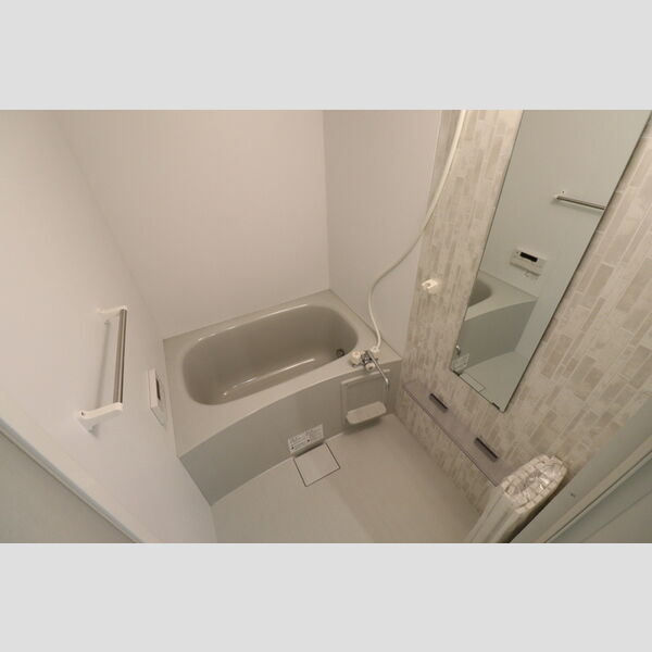 ラ・プランドール バス