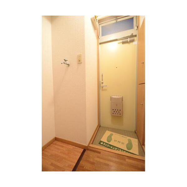 エステートピアアオキII106号室 玄関