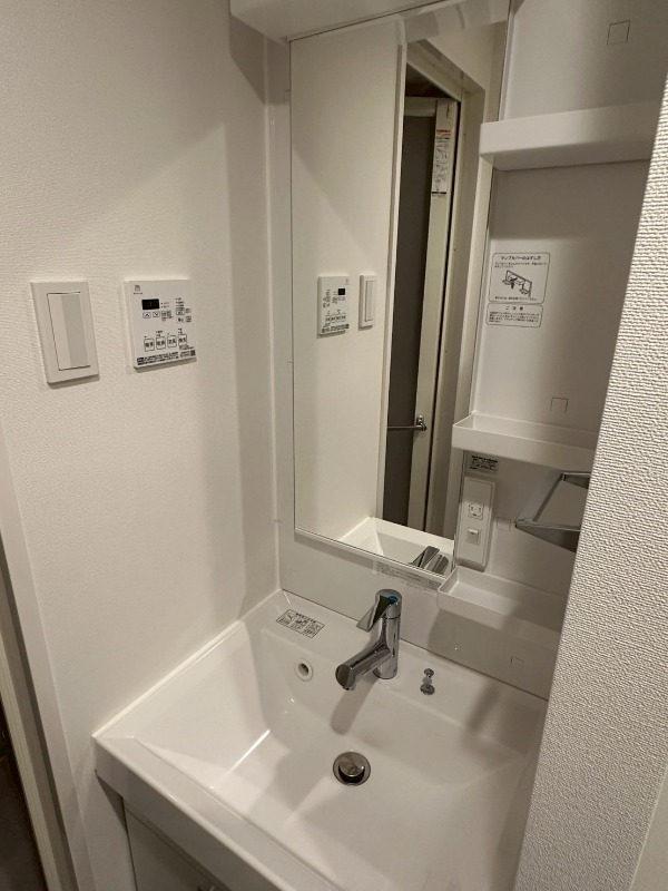 ジェノヴィア西川口Ⅲ5階 洗面
