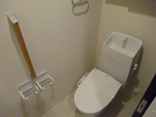 プレシャス202号室 トイレ