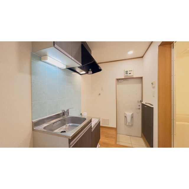 アヴェニール湘南Ⅱ 玄関通路