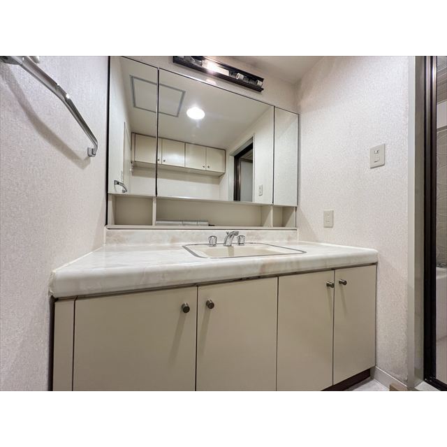 成城ハイム1号棟 内観