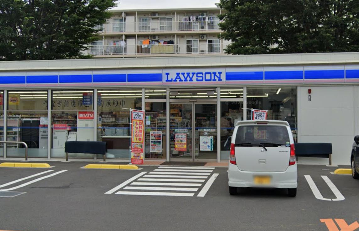 上土棚中　戸建て 【コンビニエンスストア】ローソン 綾瀬上土棚中七丁目店まで124ｍ