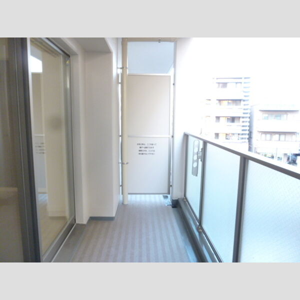 クレアガーデン302号室 バルコニー