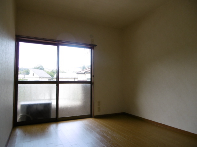 第３シルクロードハイツ0206号室 リビング