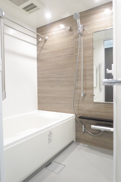 ロイジェント志村坂上7階 お風呂