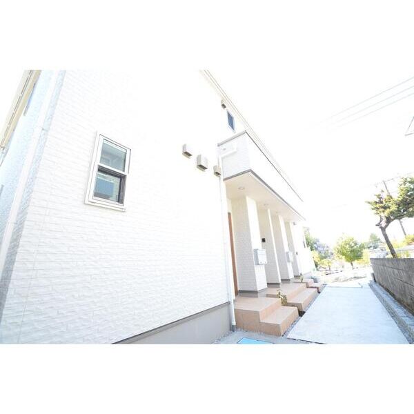 Haus・Neu エントランス