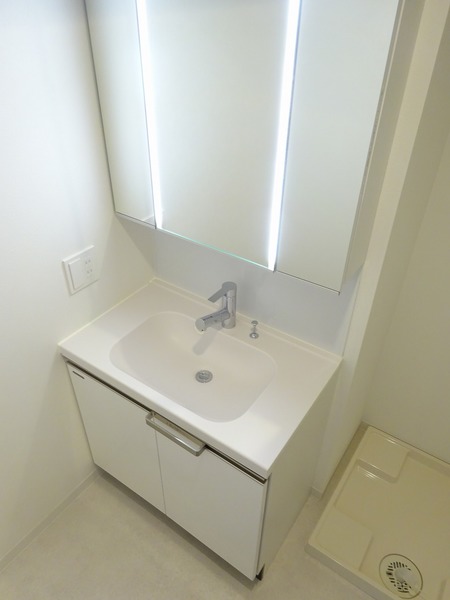 リヴシティ横濱関内弐番館 洗面