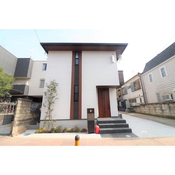 市川市香取1丁目戸建貸家 外観