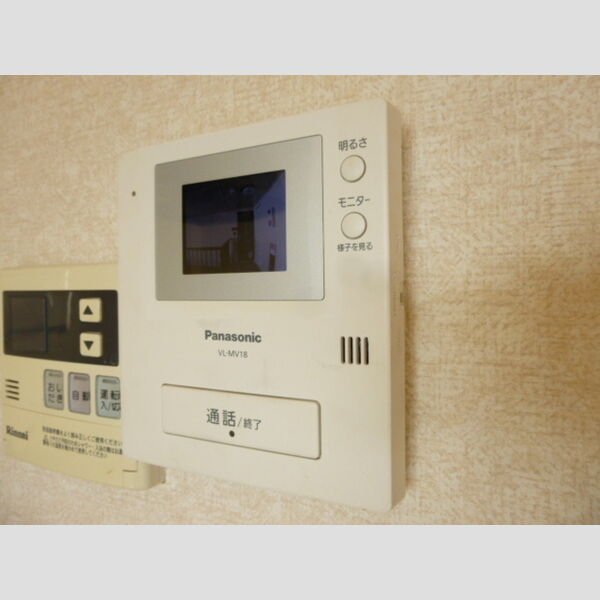 プランドール市川303号室 カラーモニター付インターホン