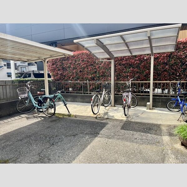 奥田ビル402号室 駐車場