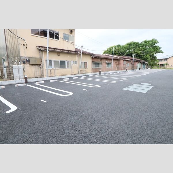 La　mer　鴨川306号室 駐車場