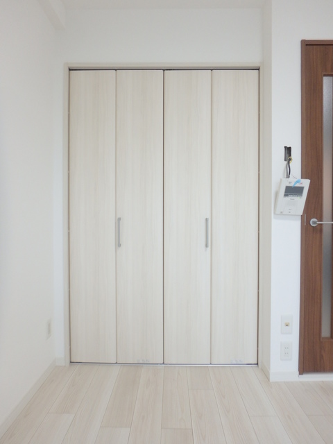 セルベコート大山8階 ちょっとした収納スペースも充実しています