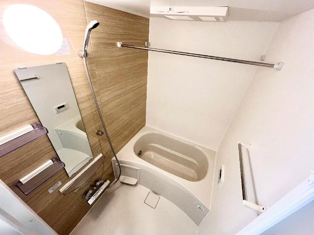 KM Casa新横浜 バス