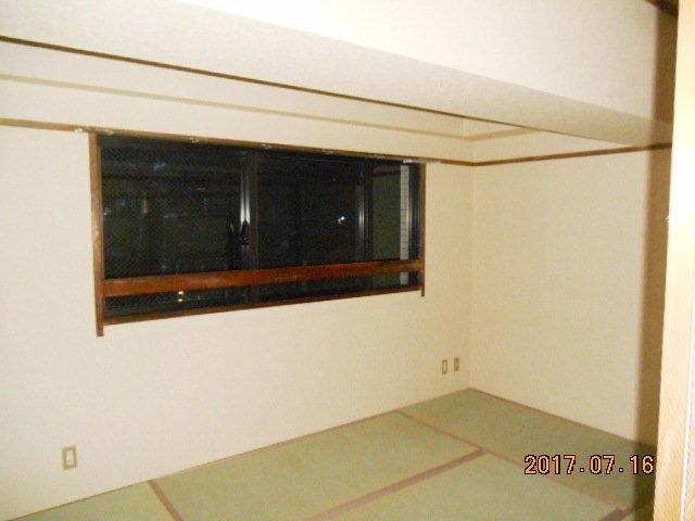 エンブレム松戸(E-047) リビング