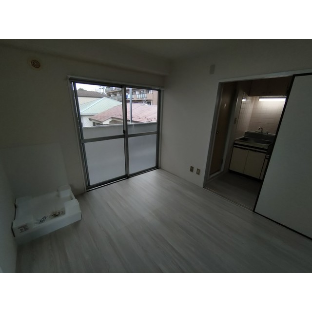 コスモマンション301号室 内観