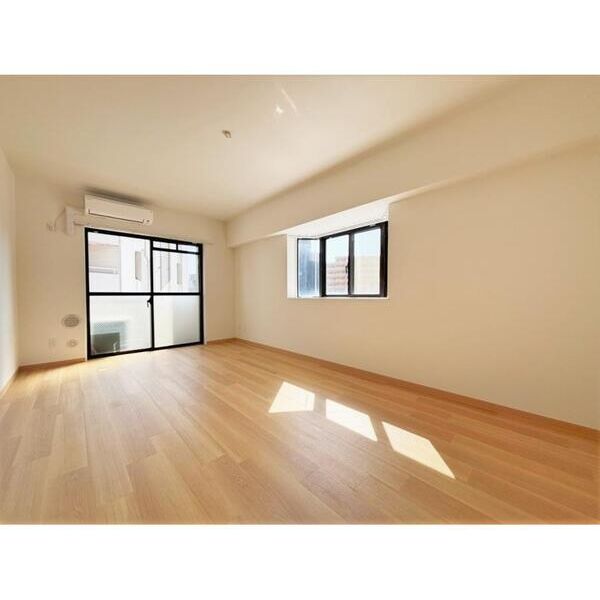 スミノ藤沢601号室 リビング