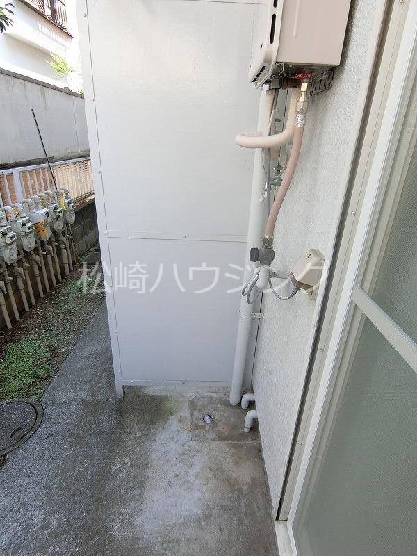 ホワイト松が丘1階 別室の写真です。