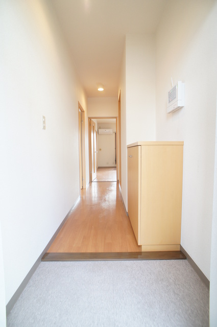 ディモ　フィリス 玄関