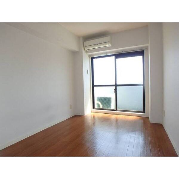 メゾン・ド・コンテス リビング