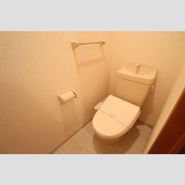 グランドパレス306号室 温水洗浄暖房便座