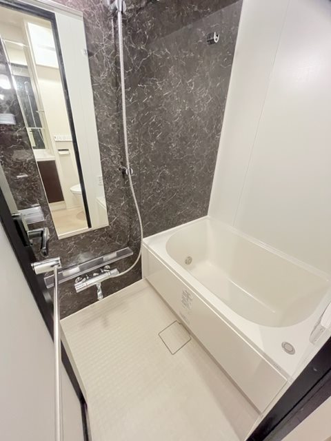 クレヴィアリグゼ日暮里4階 お風呂