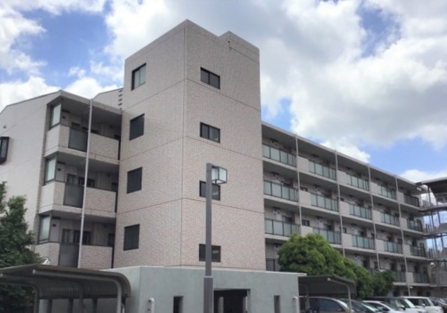 グランプラス0503号室 駐車場側