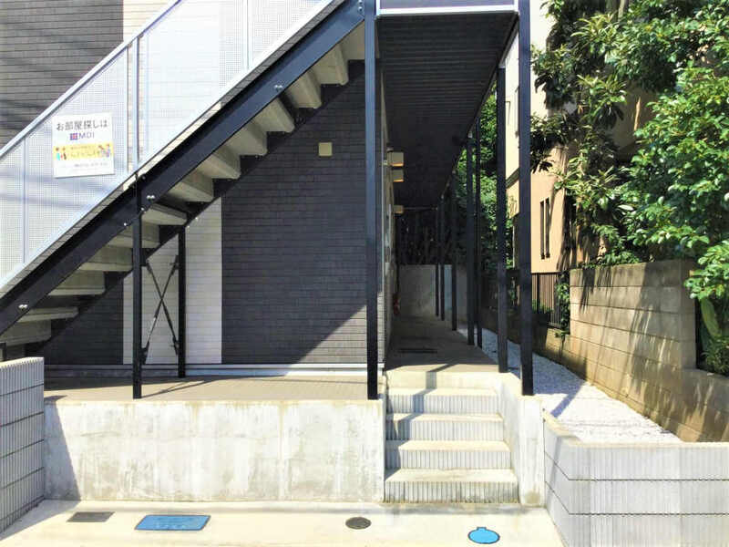 リブリ・サンモール戸塚1階 エントランス