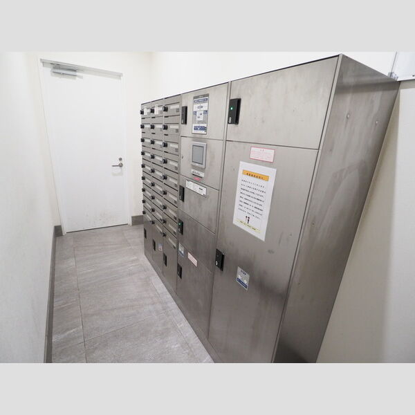 MOE MUSASHIKOSUGI 集合ポスト・宅配ボックス