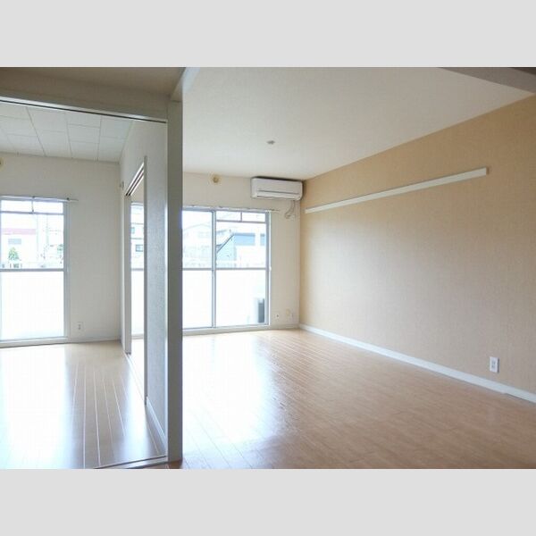 ハビテーションWADA306号室 リビング