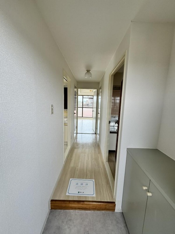 第２レクコーポ舞浜(E-048)2階 玄関