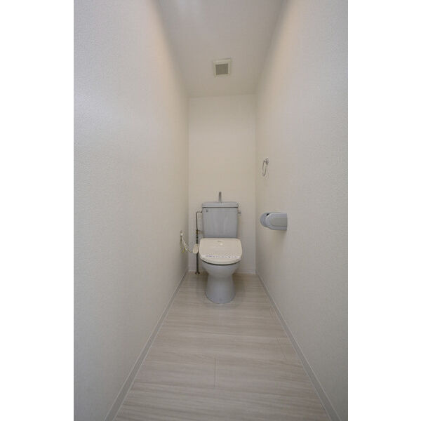 メゾン・ド・ヴィレ　鷺沼0406号室 トイレ