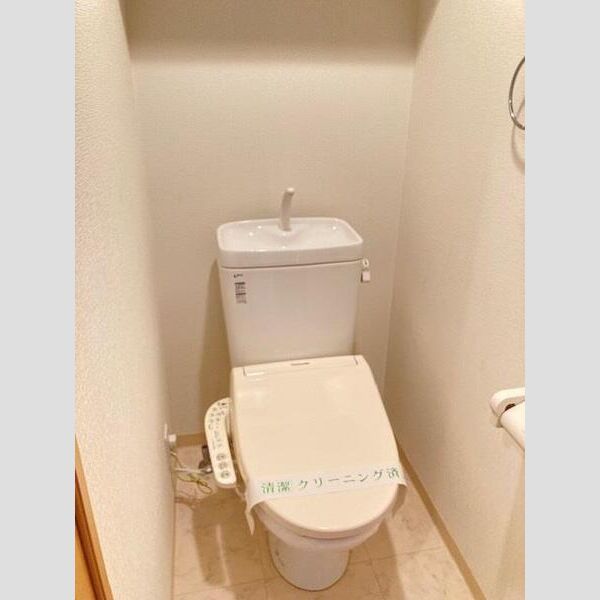 S-FORT本八幡Mairie401号室 トイレ