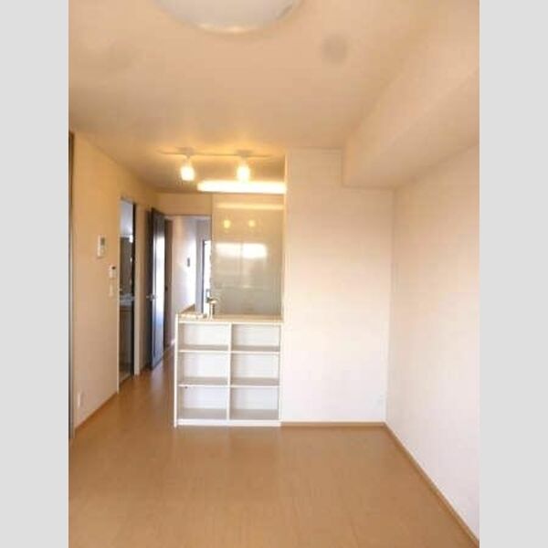 サンモール(新宿町)105号室 洋室