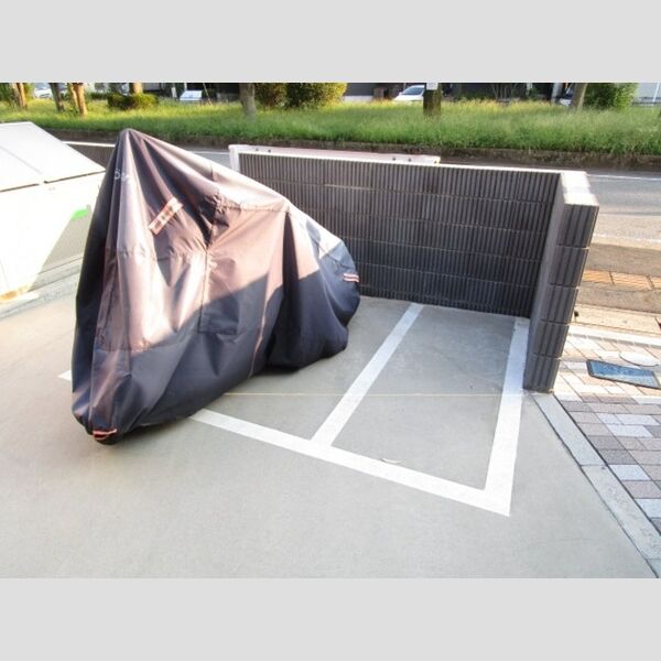 メゾンフォレストⅦ バイク置場