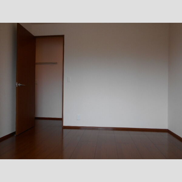 バリスサイト　E205号室 洋室