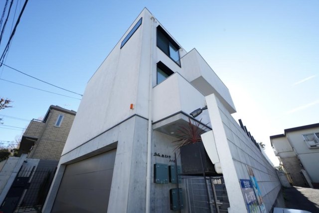 ステラ都立大学 外観