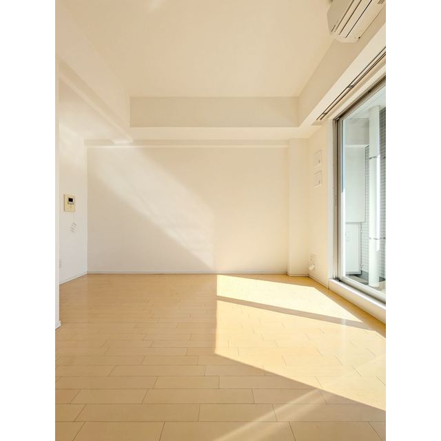 アーデン町田1002号室 リビング