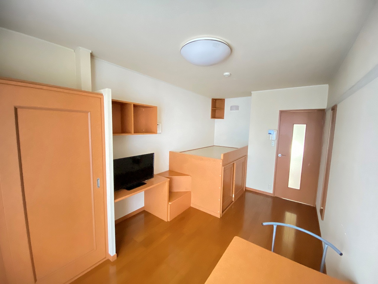 レオパレス和 リビング