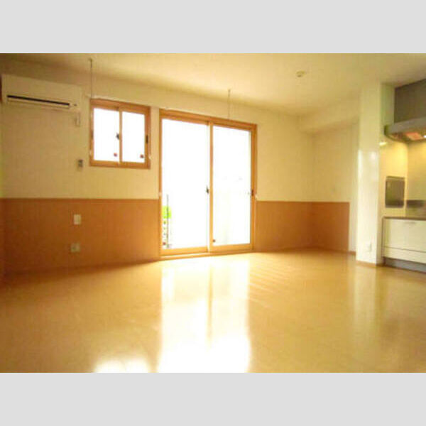 FLORAⅢ 103 エアコン、室内物干し付のLDK