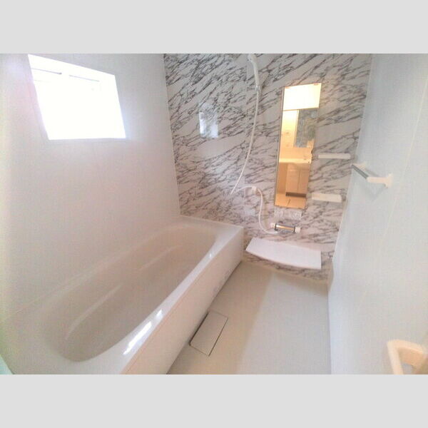 相武ガーデンコート 浴室乾燥機と追い焚き機能付の一坪風呂