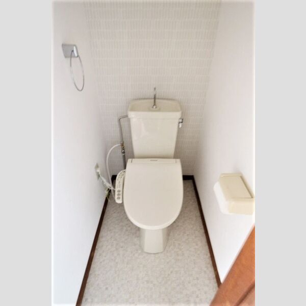 高野山第一ビル406号室 温水洗浄暖房便座