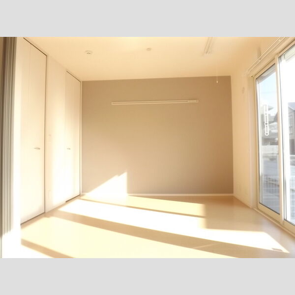 コーワ・ルミエール　参番館107号室 洋室