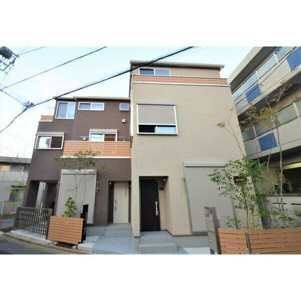 La　Stella1A号室 外観