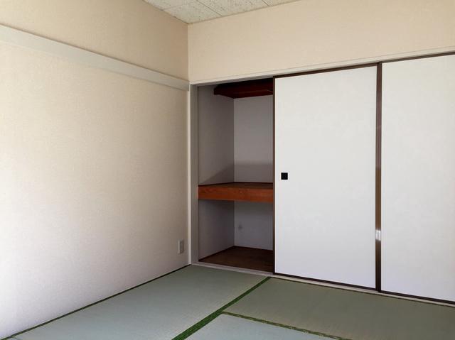 コート平塚 収納