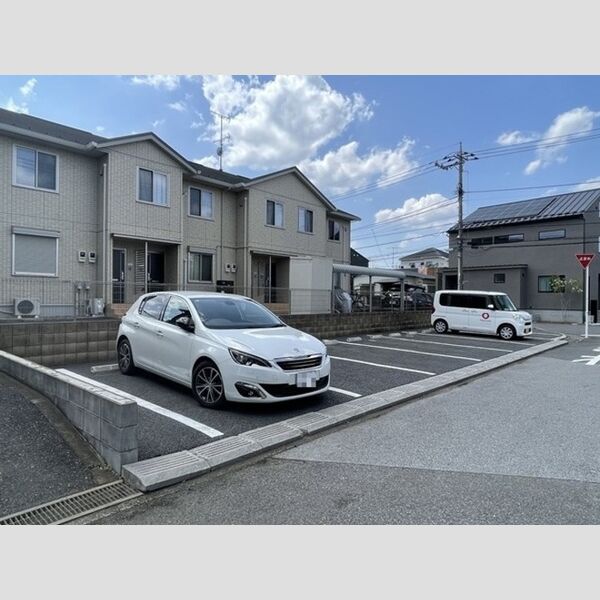 あさひ参番館 駐車場